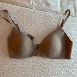 NWT Lululemon Take Shape bra 34A